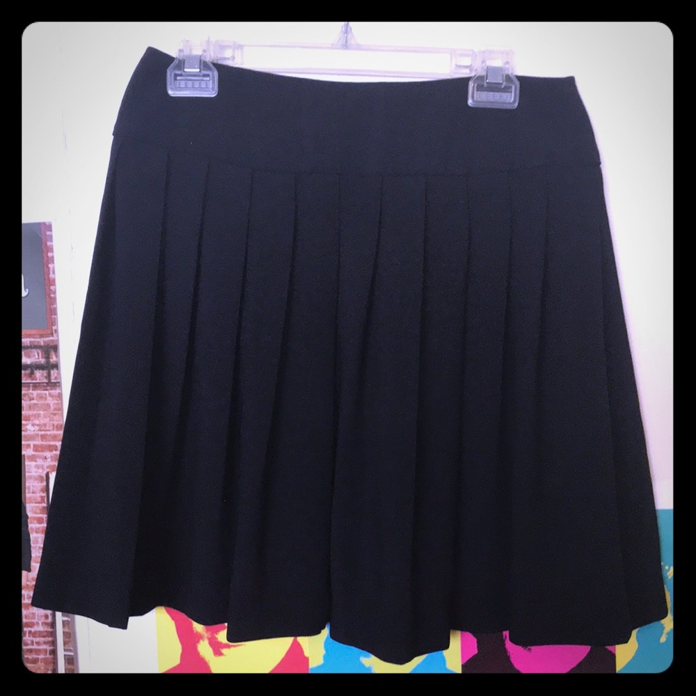 Pleated skirt